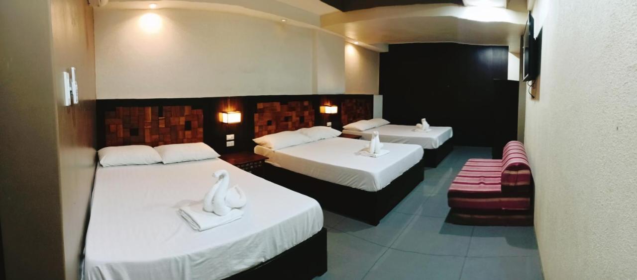 Westgate Hotel 라오아그 외부 사진