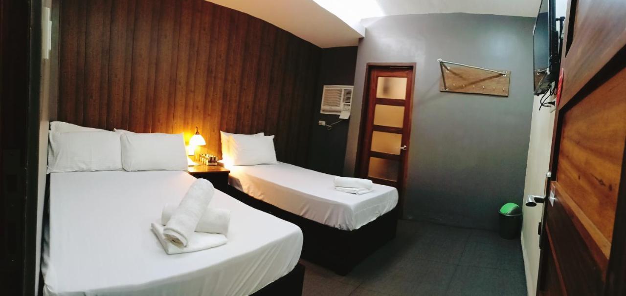 Westgate Hotel 라오아그 외부 사진