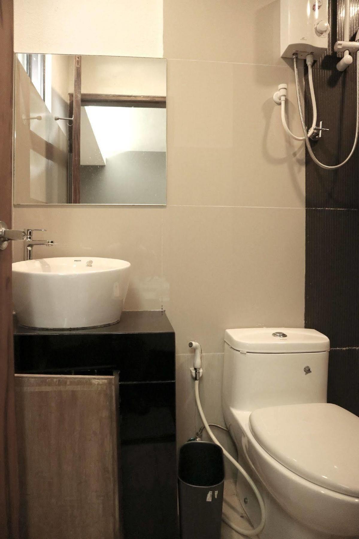 Westgate Hotel 라오아그 외부 사진