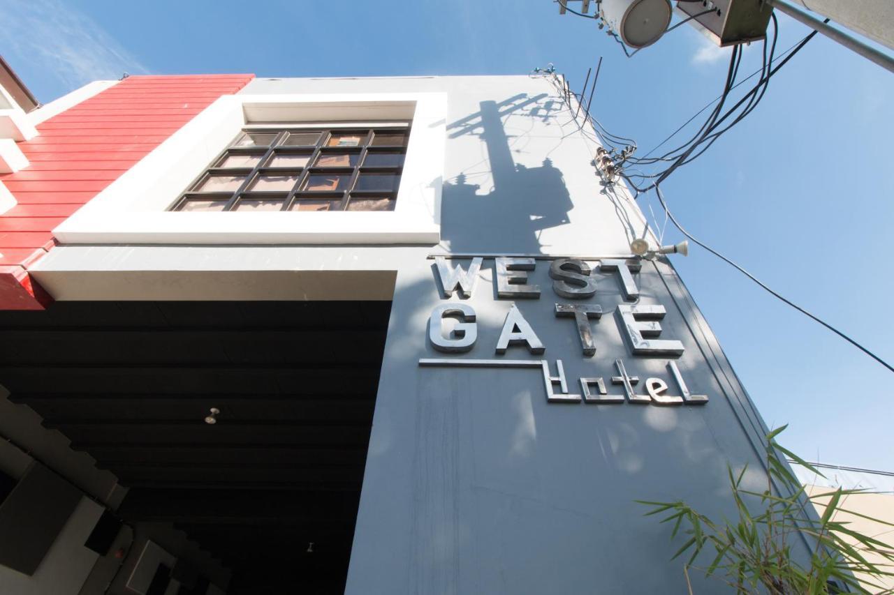 Westgate Hotel 라오아그 외부 사진